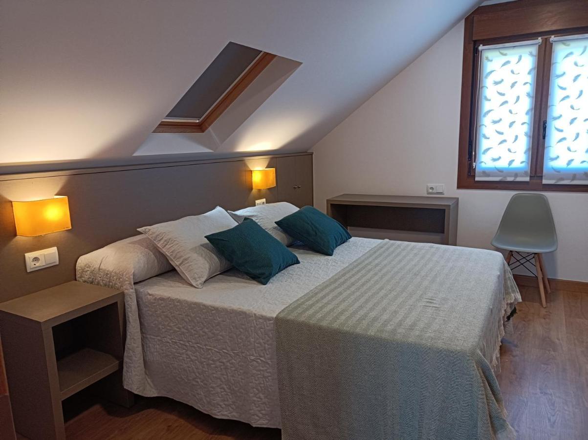 Albergue Hostel Nuestra Senora Del Camino コンバーロ エクステリア 写真