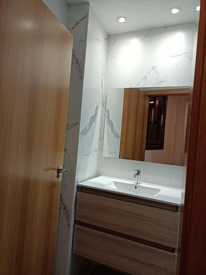 Albergue Hostel Nuestra Senora Del Camino コンバーロ エクステリア 写真