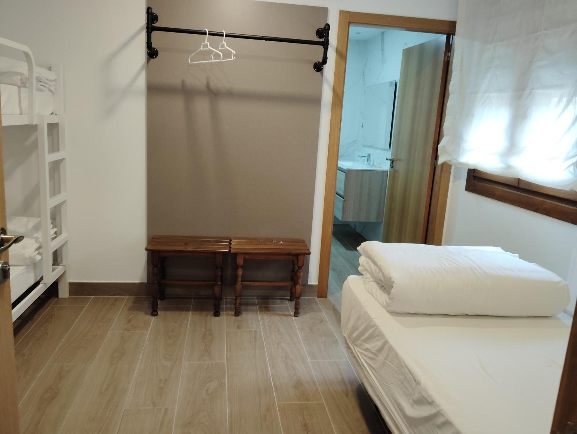 Albergue Hostel Nuestra Senora Del Camino コンバーロ エクステリア 写真